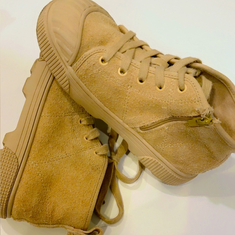 Zara Beige Suede Sneakers